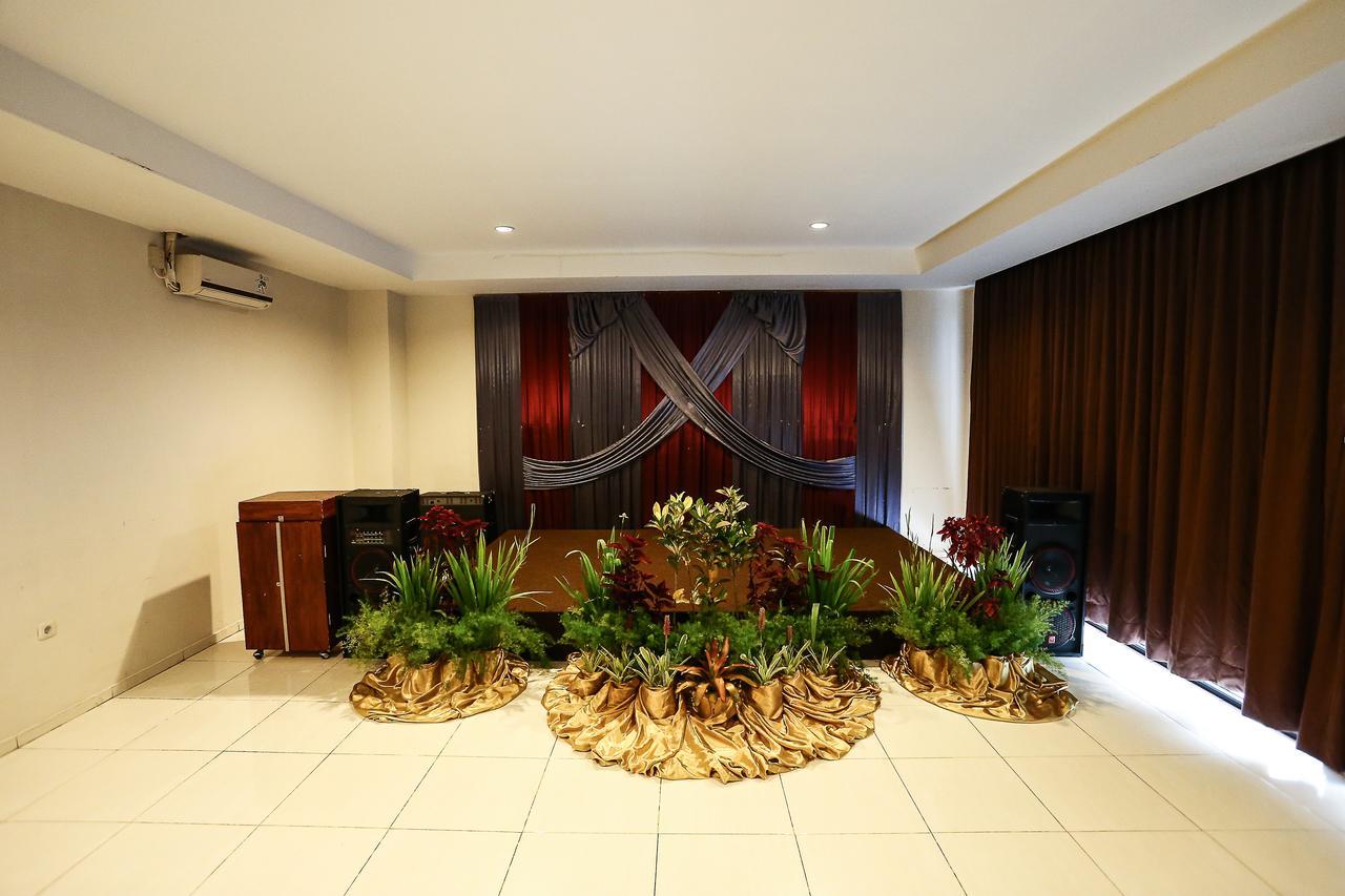 Grand Batu Inn Tlekung Екстер'єр фото